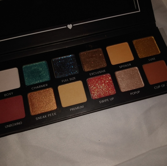 Makeup NEW - Picture 7 of 8